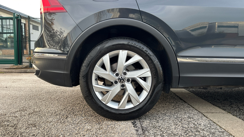 Volkswagen Tiguan 1.5 TSI Life 5dr Petrol Estate